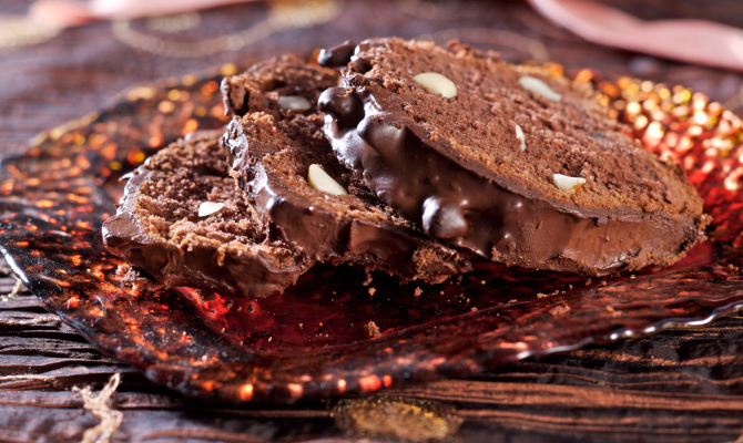 Dolci Natalizi Italiani Ricette.Ricette Di Natale 5 Dolci Tipici Italiani Da Fare In Casa