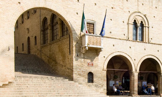 Montecassiano, romanticismo medievale nelle Marche