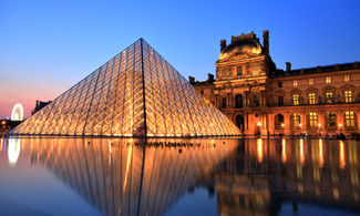 Parigi, tour virtuale al Louvre