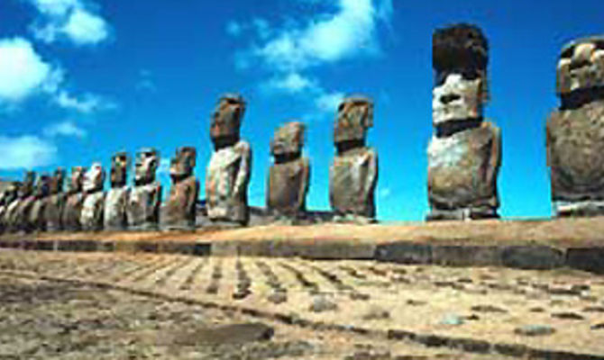 Isola di pasqua moai statue