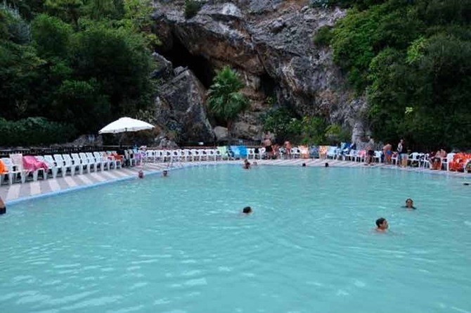 Terme della Grotta delle Ninfee a Cerchiara