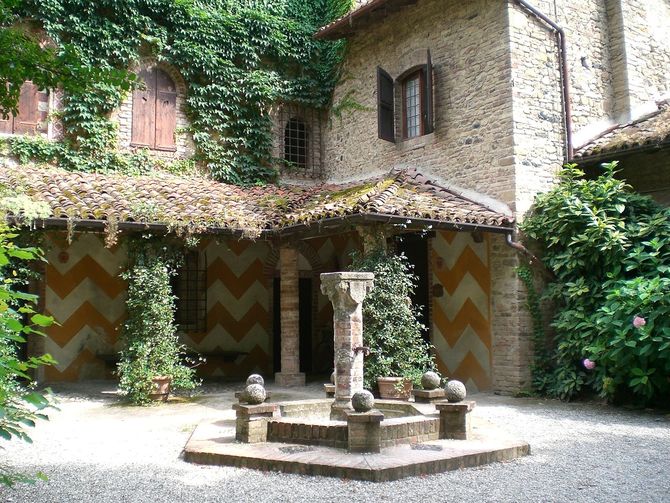 Castello di Grazzano Visconti