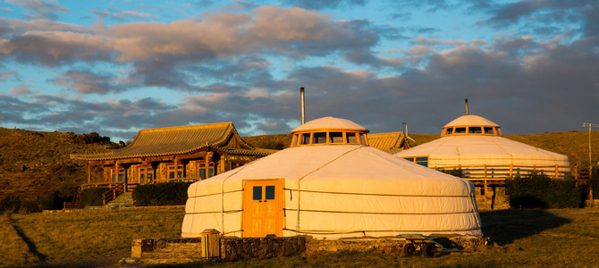 The Three Camel Lodge