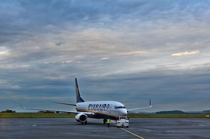 10 Beauvais Tillé Airport