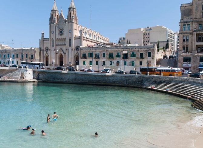 13 Luqa