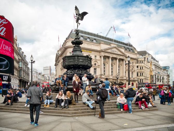 15 Piccadilly Circus