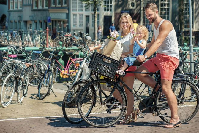 21. Amsterdam