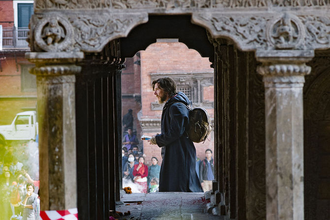 Benedict Cumberbatch per le strade di Kathmandu