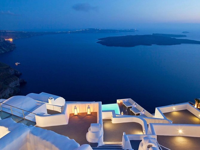 17. Chromata Hotel