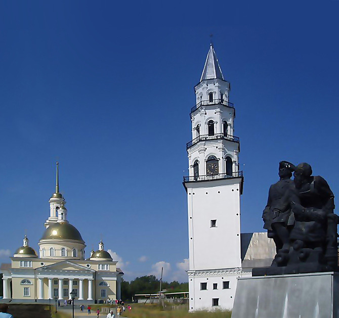 Torre pendente di Nev'jansk