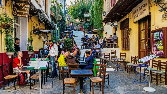 4. Atene