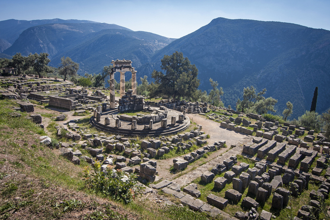 Tour privato della Grecia classica di 4 giorni: Epidauro, Micene, Olimpia, Delfi, Meteora