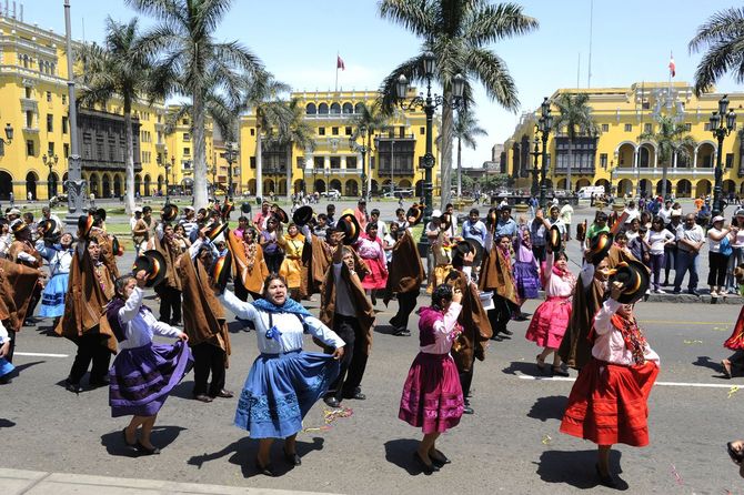 8. Lima