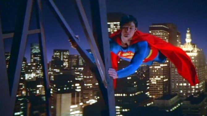 Quella volta che l'Uomo d'acciaio riparò l'antenna: Superman II (1980)