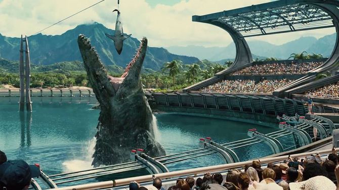 Jurassic World (2015)