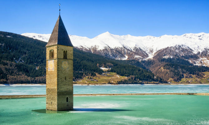 campanile lago di resia