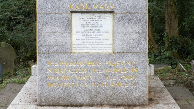 Tomba di Karl Marx a Highgate, Londra