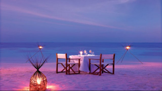 Maldive Baros: cena romantica