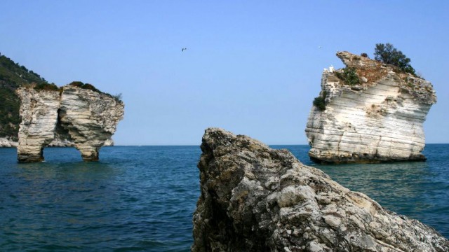 Baia dei Faraglioni