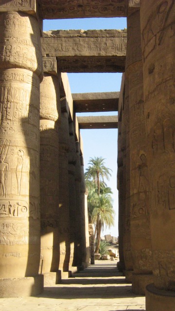 Nilo colonnato di Karnak