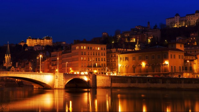 Lione