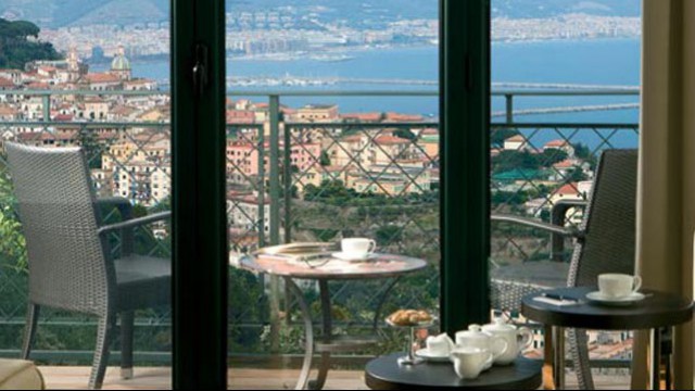 Vietri sul Mare, Hotel Raito