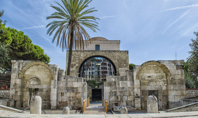 Cagliari chiesa<br>