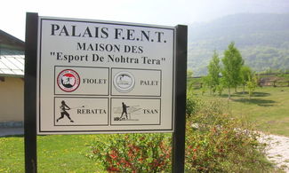 Valle d'Aosta, 4 cose da sapere sul tradizionale gioco del fiolet