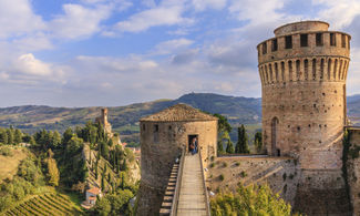 In Emilia Romagna la bella Rocca di Brisighella