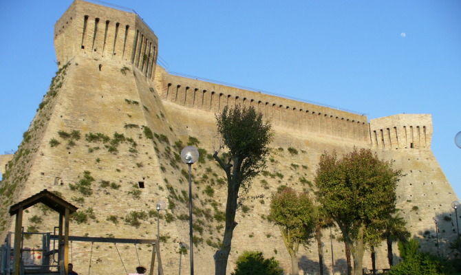 acquaviva picena fortezza