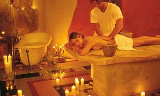 Romantik Hotel Turm - Trattamento su pietra calda                        
