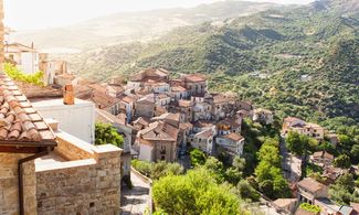 Valsinni, l'animo poetico del borgo lucano