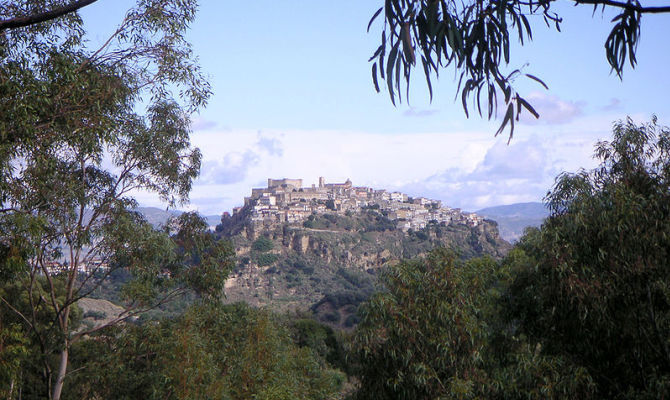 santa severina calabria crotone