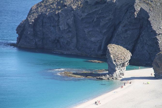 12. Playa de los Muertos