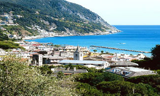 Su e giù per le Cinque Terre a piedi o a pedali