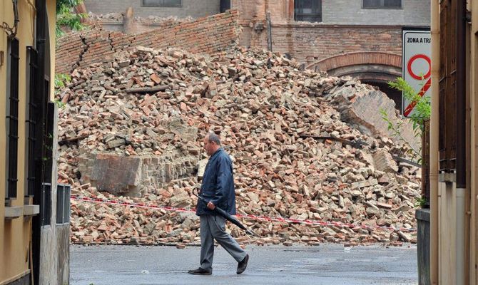 Emilia: monumenti danneggiati dal sisma