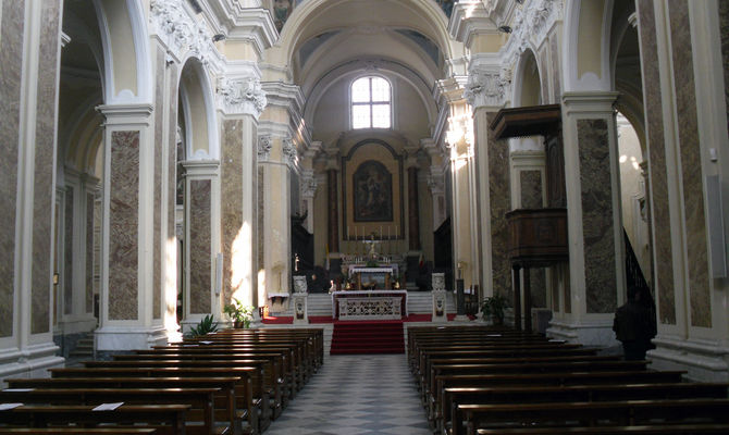 Benevento, Sant'Agata dei Goti, Cattedrale dell'Assunta, navata centrale