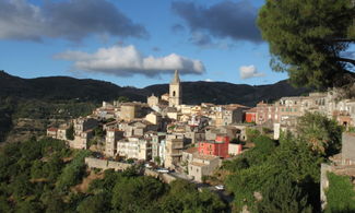 novara di sicilia borgo