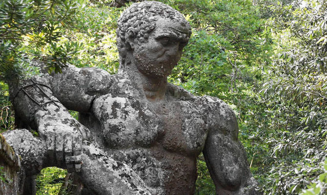 Bomarzo statua