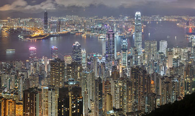 Hong Kong skyline notturno