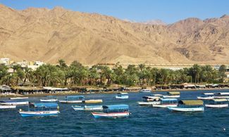 Aqaba barche sul mare