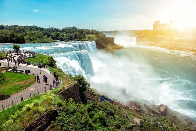 8. Cascate del Niagara