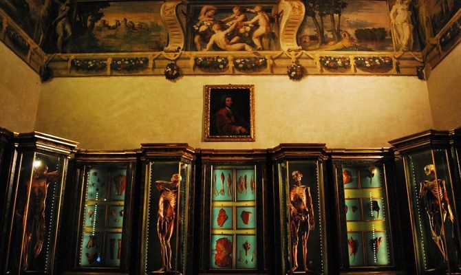 Palazzo Poggi interno sala 