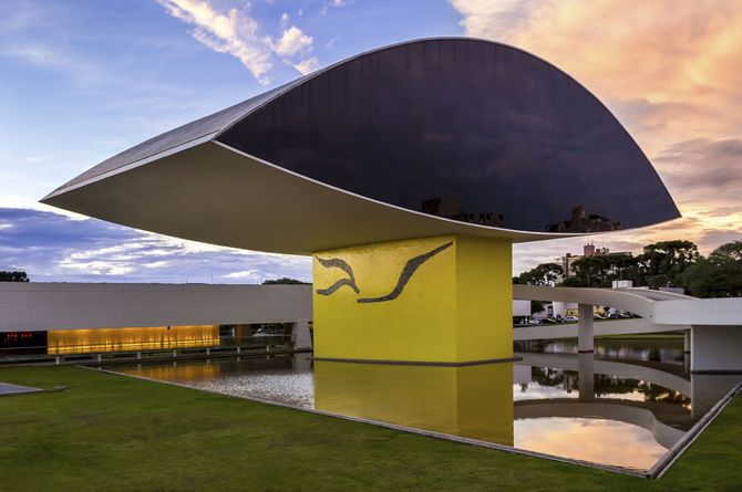 Oscar Niemeyer Museum