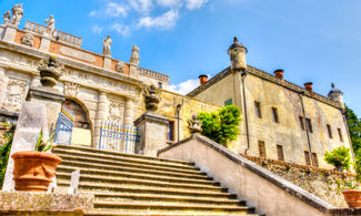 Il fiabesco (e poco conosciuto) Castello del Catajo