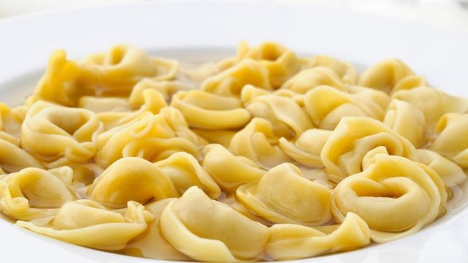 Tortellini in brodo