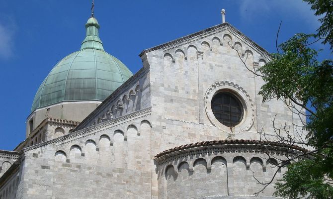 Ancona La Cattedrale Con La Cupola Piu Antica D Italia