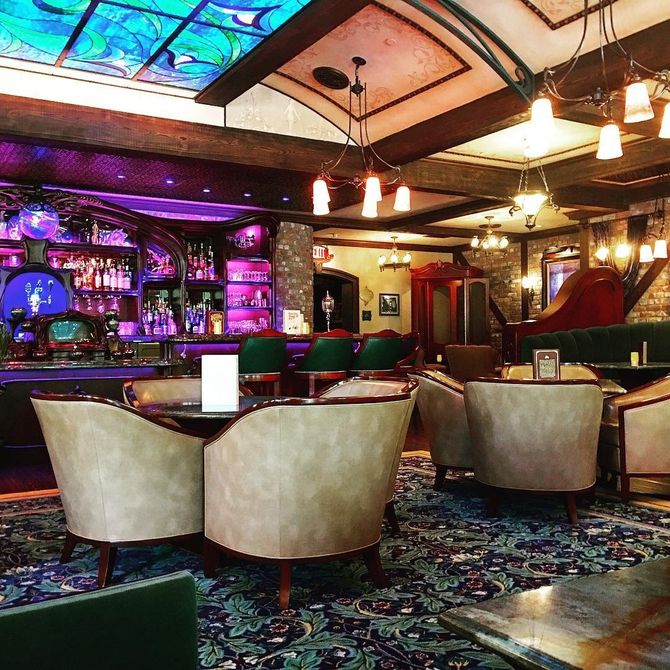 Club 33