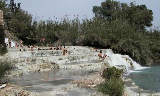 Erbe e terme nella Maremma grossetana