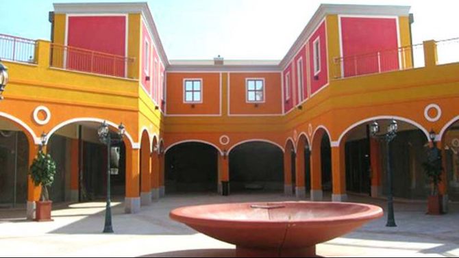 sardinia outlet village